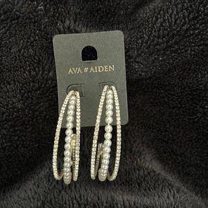 AVA&AIDEN pearl and rhinestone earrings